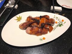 -梅龙镇广场