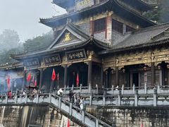 -冕宁灵山寺