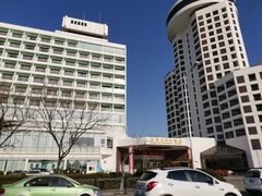 门面-汇泉王朝大饭店-旋转餐厅(南海路店)