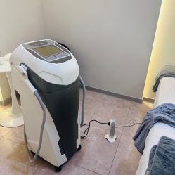 -VE专注问题肌·赛诺龙&科学美肤中心