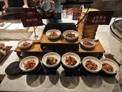 -雍和会海鲜姿造自助(湖东路店)