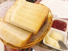 槽子面包切片-华梅西餐厅(哈尔滨中央大街店)