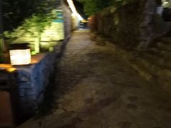 -百里峡七彩艺术小镇