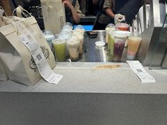 -喜茶(北京华贸购物中心店)