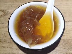 特色银耳汤-成都吃客(九眼桥店)