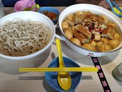 -友达面馆·酸菜鱼面(钱塘区店)