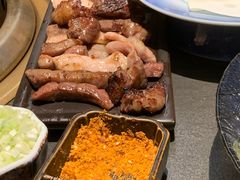 -铭牛烧肉·和牛海鲜自助(高新月牙湖店)