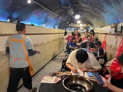 -洞亭火锅(防空洞总店)