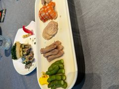 -HOMES上海本帮菜(襄阳公园店)