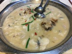 骨头黑鱼-陈生记黑鱼馆·20年活鱼现杀(宁波鼓楼店)