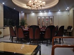 -郑庄脂渣海鲜楼(九水路店)