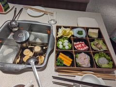 -海底捞火锅(杭州庆春路夜宵主题店)