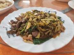 鸡杂炒酸菜-寻味肇庆·八姑农庄·广府西江菜