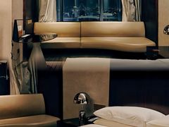 -上海龙之梦万丽酒店