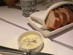 餐前面包-壳里西餐厅Coquille Seafood Bistro(蒙自路店)