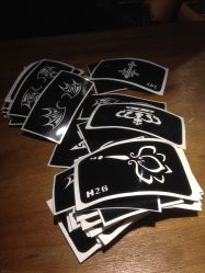 -鳌首刺青纹身 穿孔饰品店