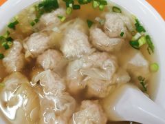 -张阿三馄饨店