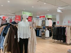 -优衣库(南宁江南万达店)