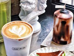 澳白-CEMENT·coffee bar (凤凰创意园店)