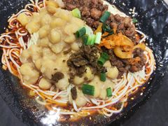 -李与白包子铺(桐梓林店)