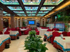 大堂-鹊华居·地道鲁菜·海鲜·融合味(大明湖店)