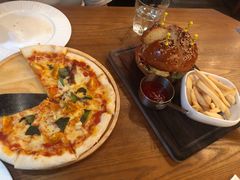 -FUTURE BAR(岭南天地店)
