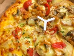 新奥尔良烤肉比萨S-必胜客(新海上世界店)