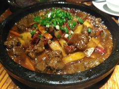 石锅牛肉诱惑-又一福烤鸭·北京菜(东四店)
