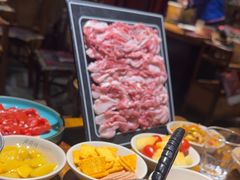 -老牌坊云南鱼豆花火锅(爱建店)