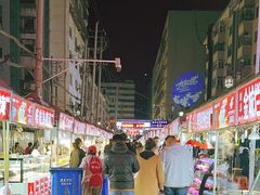 -正宁路小吃夜市