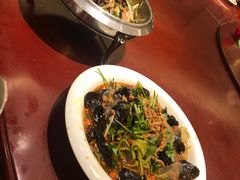 -吴记酱骨炖菜馆(康安路店)