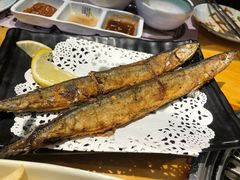 秋刀鱼-唯成•韩国炭火烤肉 유성고기