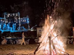 -三峡国际房车露营地(G348店)