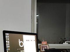 -bobo高端证件照工作室(三元桥店)