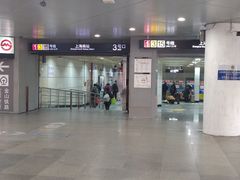 -上海南站-停车场