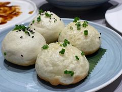 生煎馒头-屋里厢上海菜馆