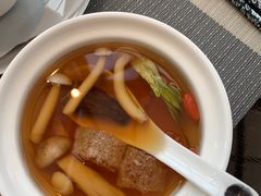 -江上荟·创意中国菜(绿地缤纷城店)