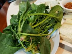 -老北京热气涮羊肉·小龙虾·烤鱼(呼玛路店)