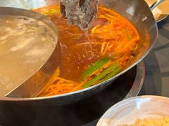 -由衷贵州酸汤牛肉火锅(新桥店)