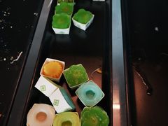 -彩虹云霄酒店75层国际自助餐