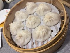 -莱莱小笼·乔艾