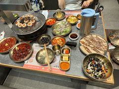 -草家酱蟹炭火烤肉店(珲春南路二店)