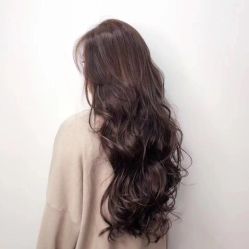 -Ly形象设计