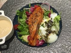 三文鱼尼斯沙拉-Hurricane's Grill 飓风牛排