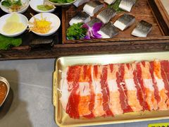 -围炉肉舍丹东海鲜烤肉·烤活鳗(步行街店)