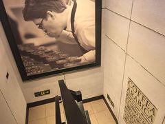 -星巴克(北京西站5号候车室)