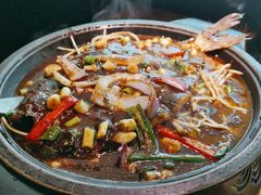 -吞鱼兽麻辣烤鱼(万达店)