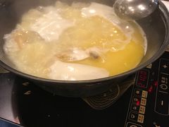 -鲜入围煮花胶鸡海鲜火锅