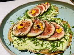 无花果手撕鸡肉tapas-Toris(LuOne凯德晶萃广场店)