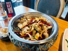 -隔壁老王·家常云南菜(花巷店)